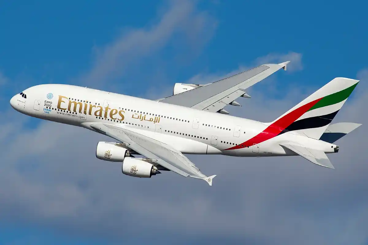 هواپیما کشور امارات