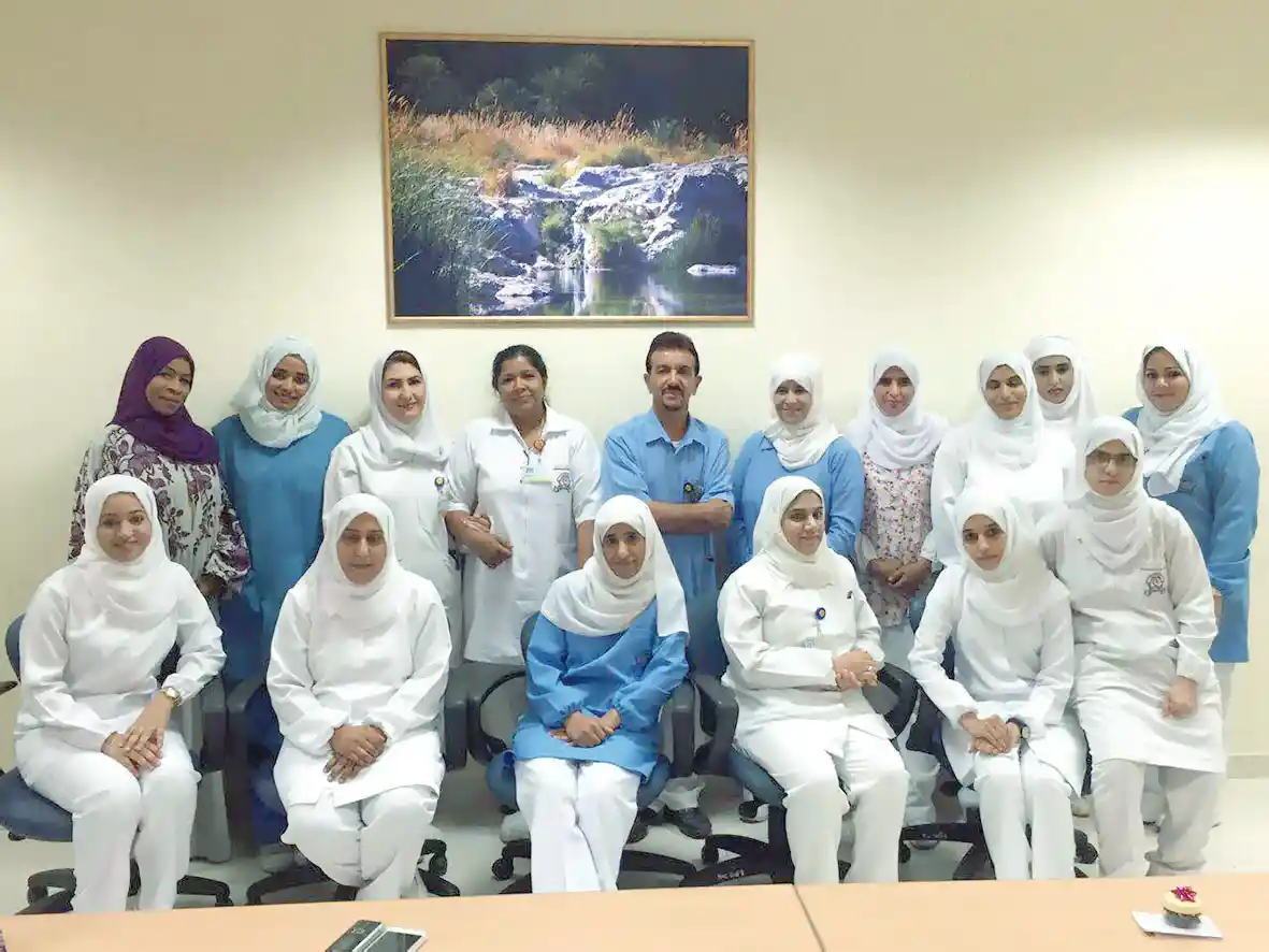 پرستاران در عمان 