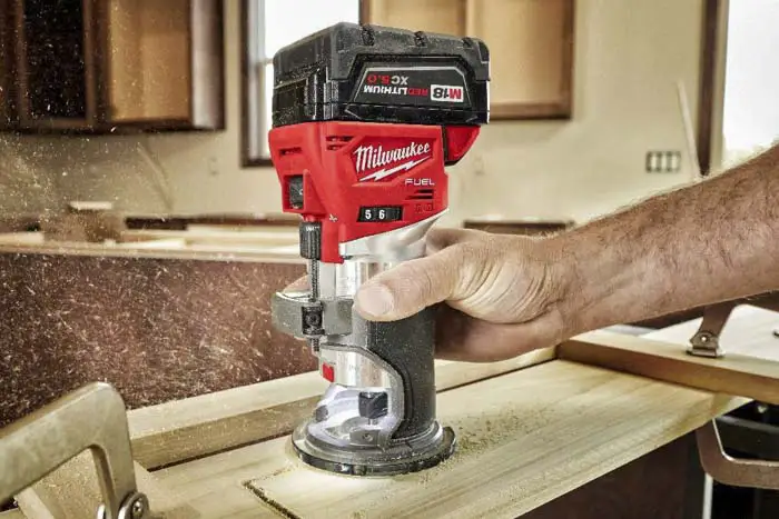 Milwaukee M18 Fuel Compact Router 2723