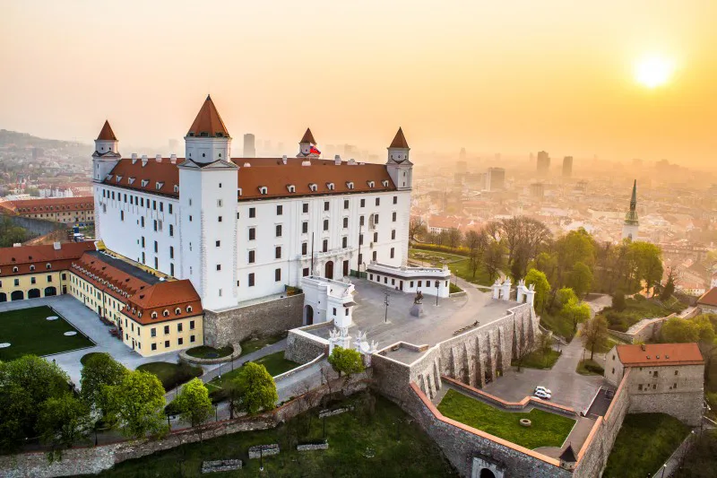 تصویر قلعه براتیسلاوا (Bratislava Castle)