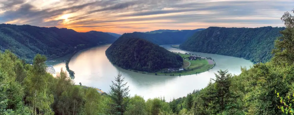 تصویر رود دانوب (Danube)