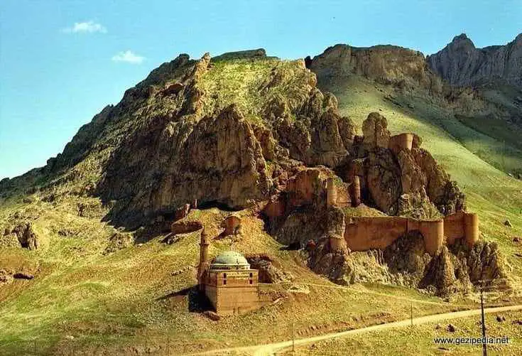 تصویر قلعه دوبایزید (Doğubayazıt Castle)