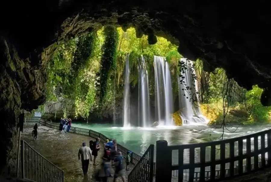 تصویر آبشارهای دودن (Düden Waterfalls)