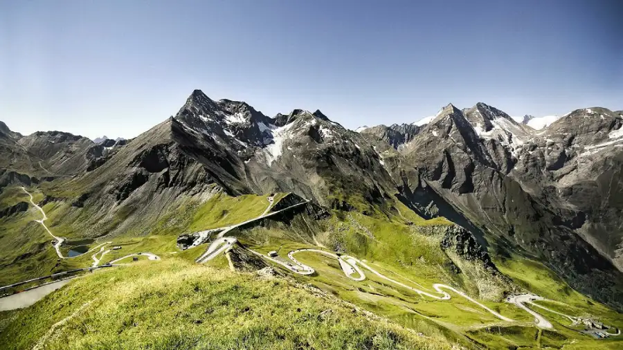 تصویر گروس‌گلوکنر (Grossglockner)