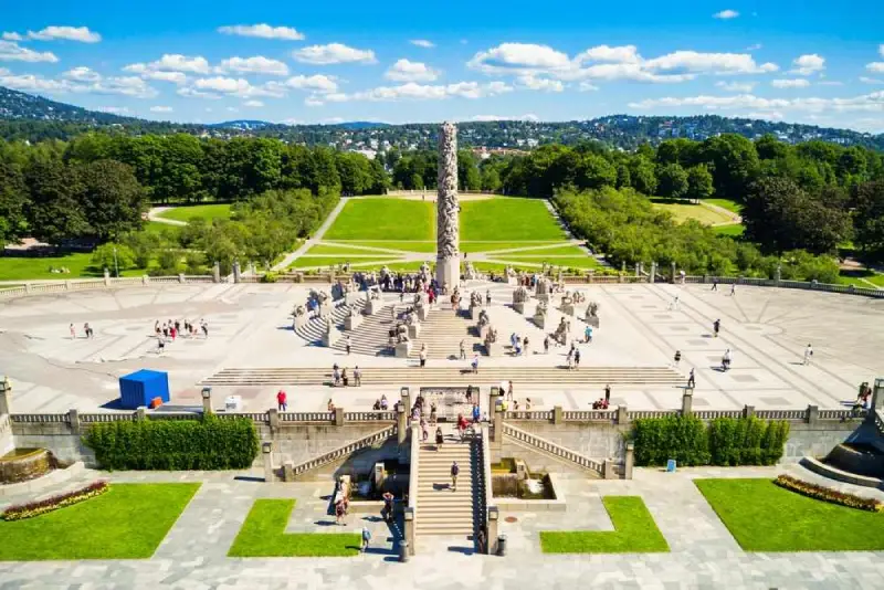 تصویر پارک ویگلاند (Vigeland Park)