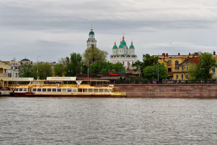 تصویر رود ولگا (Volga River)