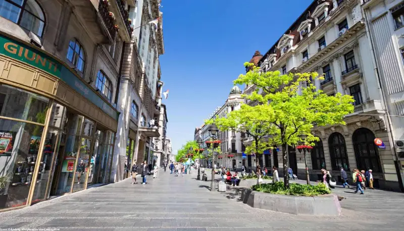 تصویر خیابان کنز میهایلووا (Knez Mihailova Street)