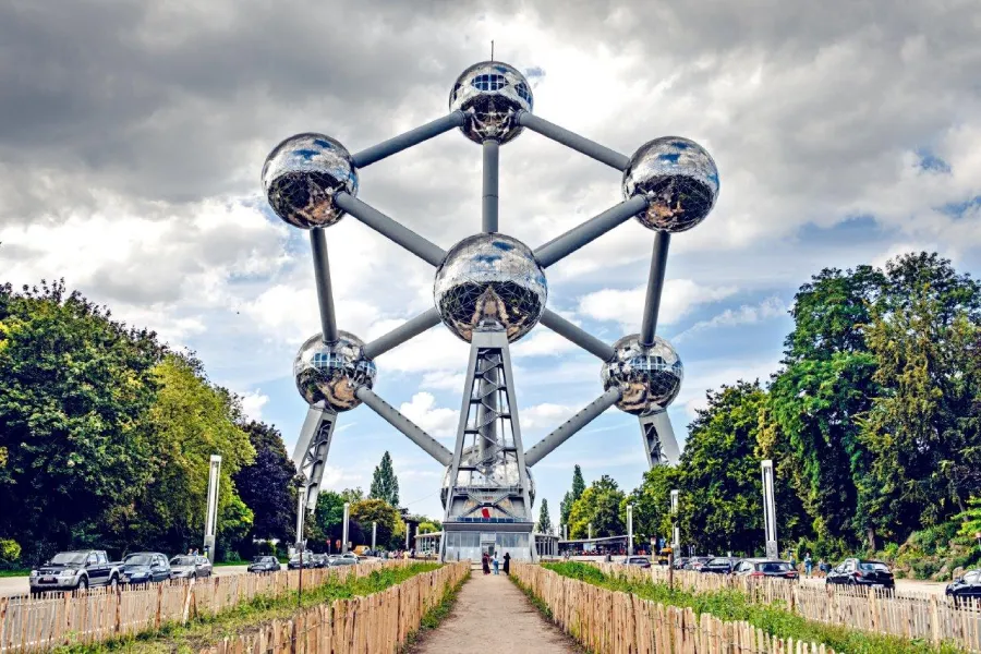 تصویر آتومیوم (Atomium)