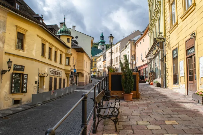 تصویر شهر تاریخی بانسکا شتیاونیتسا (Banská Štiavnica)