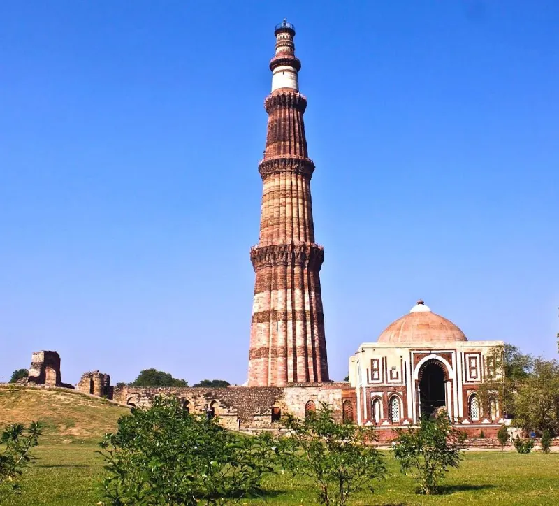 تصویر قطب منار (Qutub Minar)